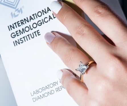 IGI lab grown diamond and ring